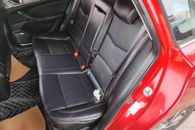 Used CHANGAN Eado 2018 High-Energy Edition 1.6L GDI Automatic Pioneer Model China V Standard
