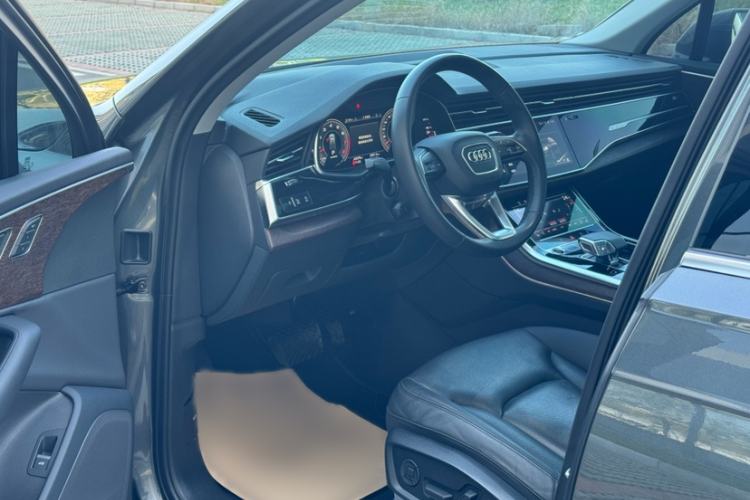 Used Audi Q7 2021 55 TFSI quattro S line Sport model
