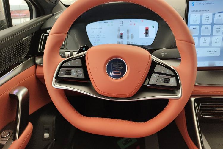 Used BYD Tang New Energy 2025 Model Smart Drive Version DM-i 175KM Prestige Version Steering Wheel