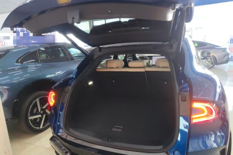 Used Xiaomi Auto YU7 2025 Ultra-Long Range High-Performance All-Wheel-Drive Max Edition