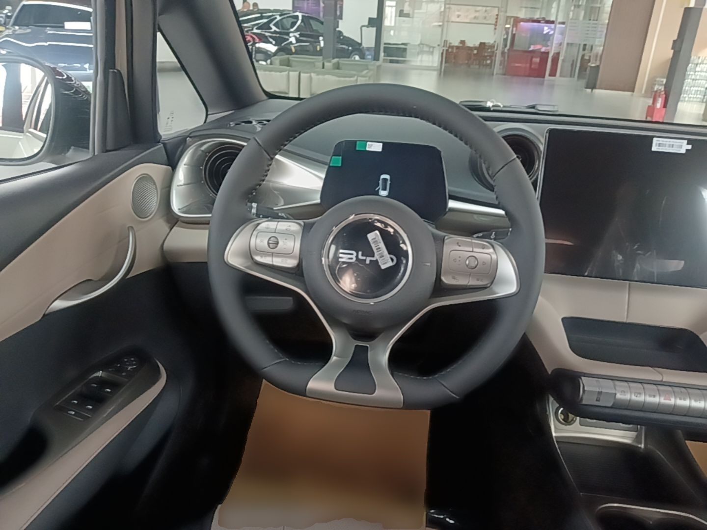 BYD Dolphin 2025 420km Free Edition — снимка 13