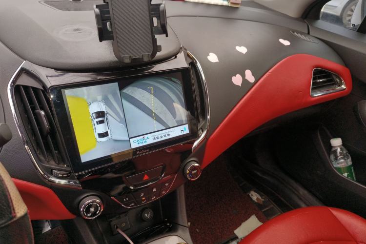 Used Chevrolet Cruze 2018 320 Automatic Pioneer Sunroof Edition
