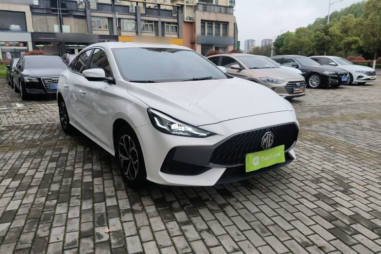 Used MG 5 2023 180 DVVT CVT Luxury Edition Front Right 45 Deg