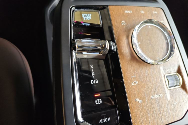 Used BMW iX 2022 xDrive40