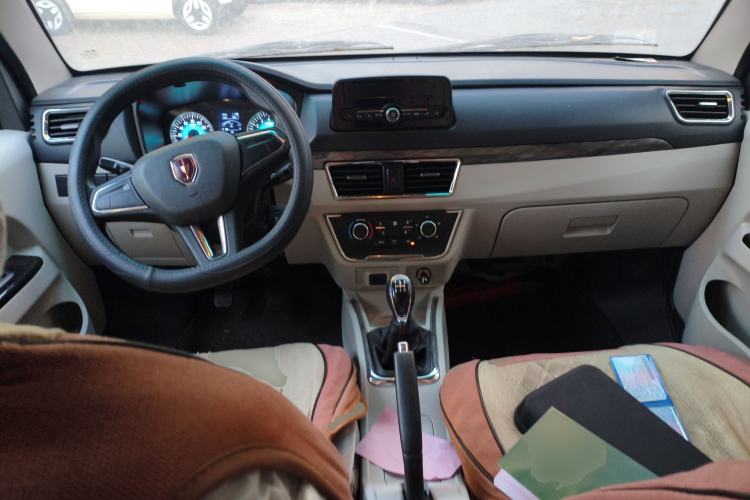 Used Jinbei Hiace X30 2024 1.5L Wealthy-Style Passenger Van 5/6/7 Seater with Front-Mounted Air Conditioning
