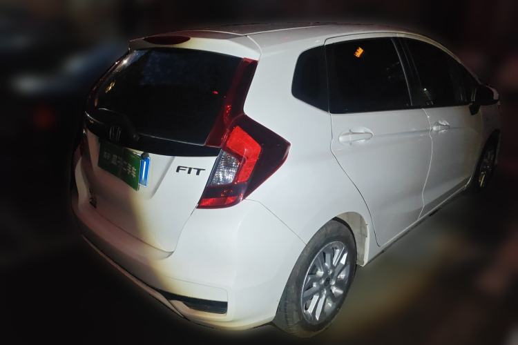 Used Honda Fit 2018 1.5L CVT Comfort Sunroof Version Rear Right 45 Deg