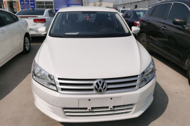 Used Volkswagen Santana 2015 1.6L Manual Fashion Edition Front