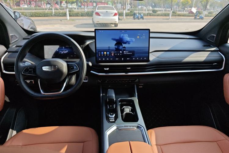 Used Geely Auto Haoyue L 2024 2.0T DCT Flagship Version