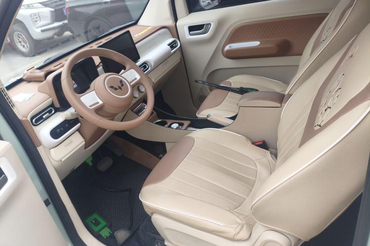 Used Wuling Hongguang MINIEV 2024 3rd Generation 215km Youth Edition Left Front Seat