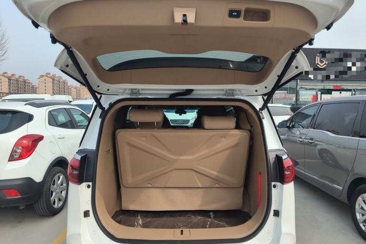 Used Buick GL8 2021 ES Land Cruiser 653T Luxury Edition