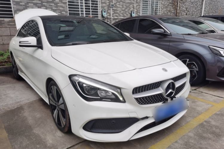Used Mercedes-Benz CLA 2017 Facelifted CLA 200 Stylish Edition Front Right 45 Deg