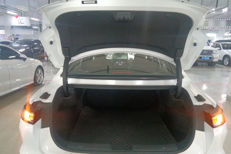 Used CHANGAN Eado 2025 Blue Whale 1.5T 500Bar Flagship Model
