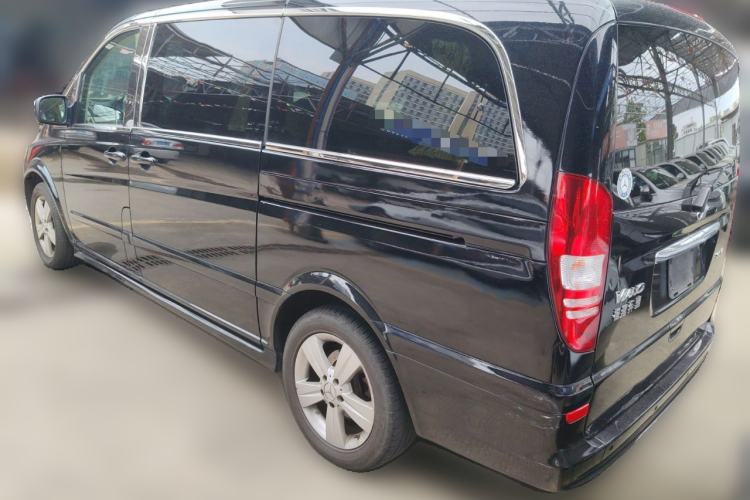 Used Mercedes-Benz Viano 2013 3.0L Comfort Edition Rear Left 45 Deg