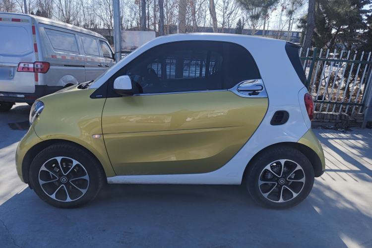Used smart fortwo 2015 1.0L 52 kW Hardtop Passion Edition