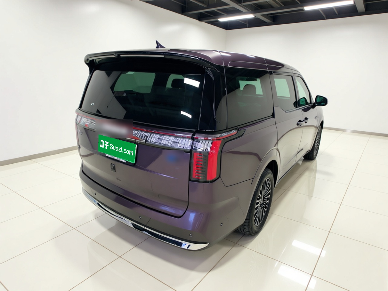 Zeekr 009 2024 7-Seater Walk-Through Version Four-Wheel Drive 108 kWh — снимка 6