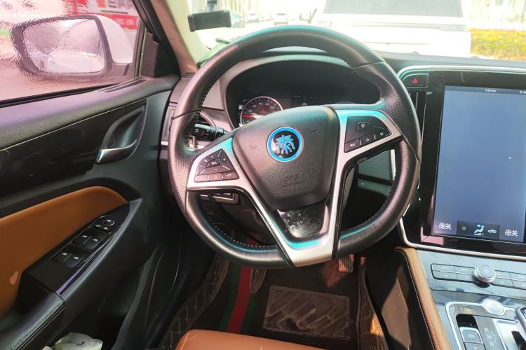 Used BYD Qin New Energy 2017 1.5T Luxury Model
