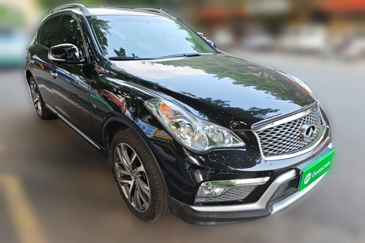 Used Infiniti QX50 2015 2.5L Luxury Edition Front Right 45 Deg