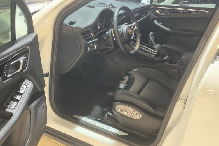 Used Porsche Macan 2022 Macan S 2.9T