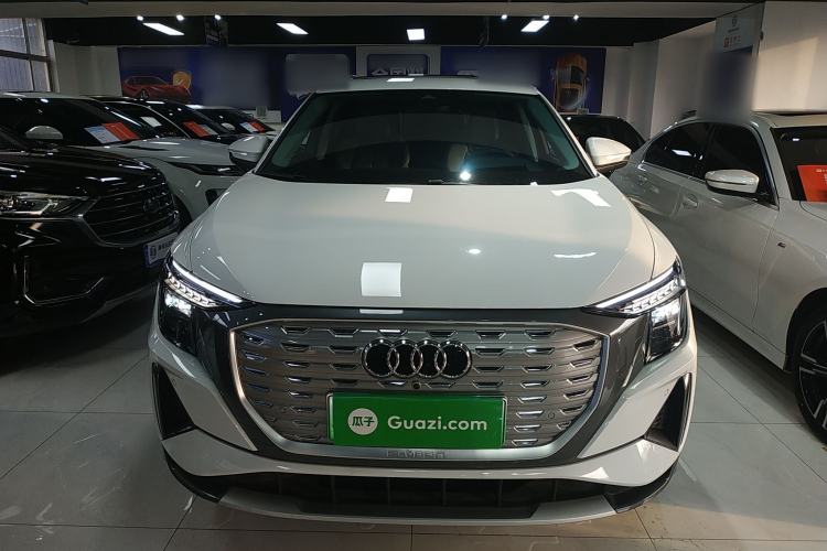 Used Audi Q5 e-tron 2023 40 e-tron Starry Edition Luxury Package Front