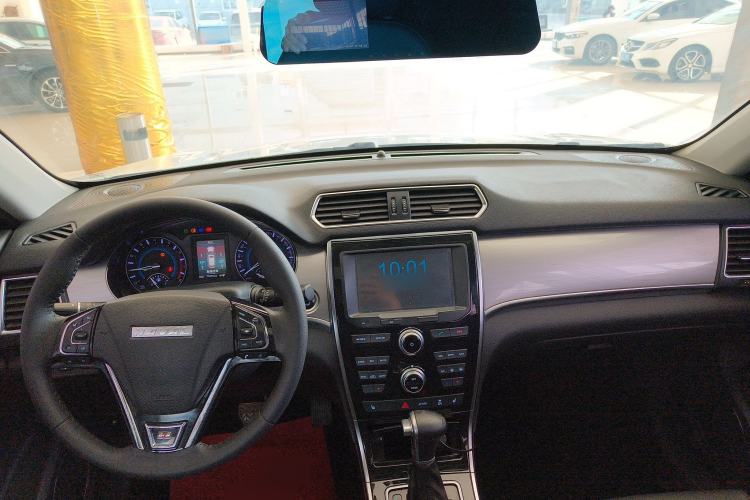 Used Haval H2 2017 Red-Label 1.5T Automatic Two-Wheel Drive Luxury Model
