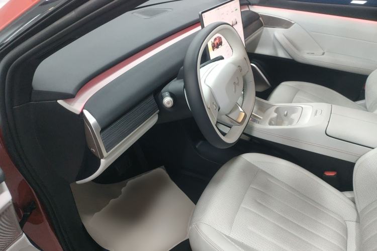 Used ONVO L60 2024 60 kWh Rear-Drive Version