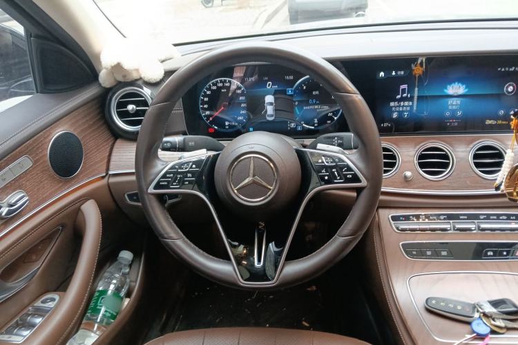 Used Mercedes-Benz E-Class 2022 Second Facelift E 300 L Fashion Edition
