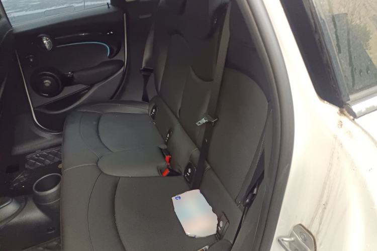 Used MINI MINI 2023 1.5T COOPER Artist Five-Door Edition