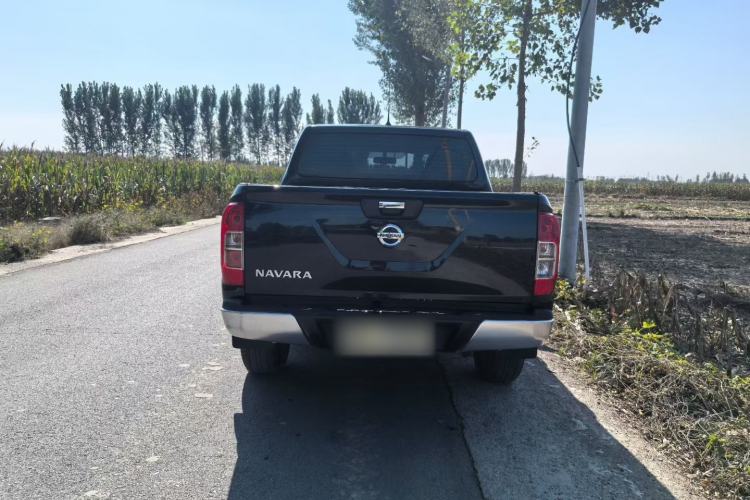 Used Nissan Navara 2017 2.5L Automatic 2WD Luxury Edition QR25
