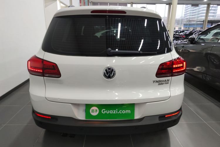Used Volkswagen Tiguan L 2016 280TSI Automatic Two-Wheel-Drive Silk Road Style Edition
