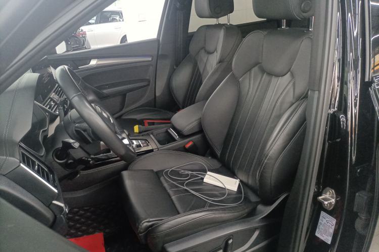 Used Audi Q5L 2023 40T Luxury Dynamic Model
