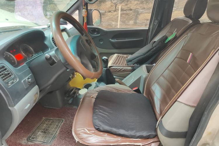 Used FORTHING Lingzhi 2013 M3 1.6L 7-Seater Luxury Model
