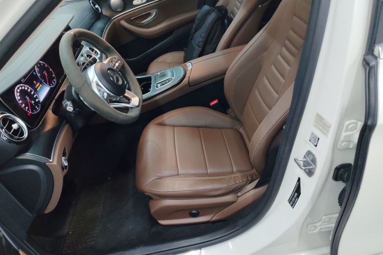 Used Mercedes-Benz E-Class 2019 E 300 L Sporty and Stylish Model