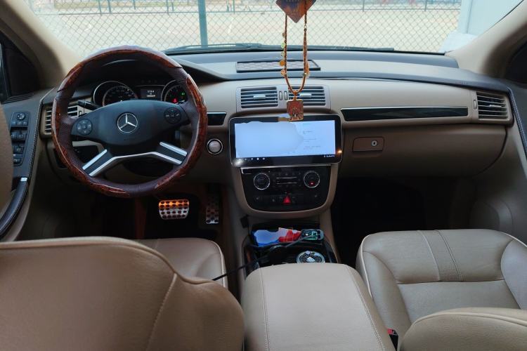 Used Mercedes-Benz R-Class 2015 R 400 4MATIC Business Model
