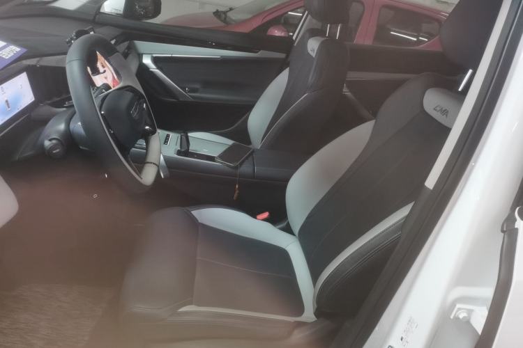 Used Geely Auto FX11 2024 1.5TD DCT Prestige Edition