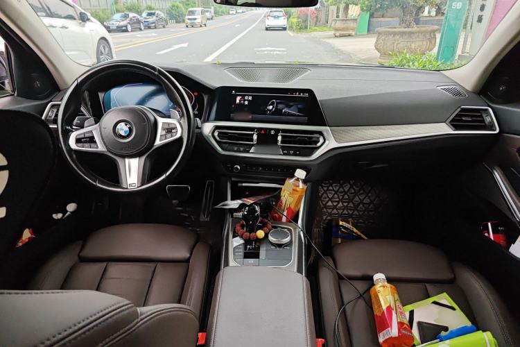 Used BMW 3 Series 2020 Facelifted 325Li M Sport Night Edition Package Center Console