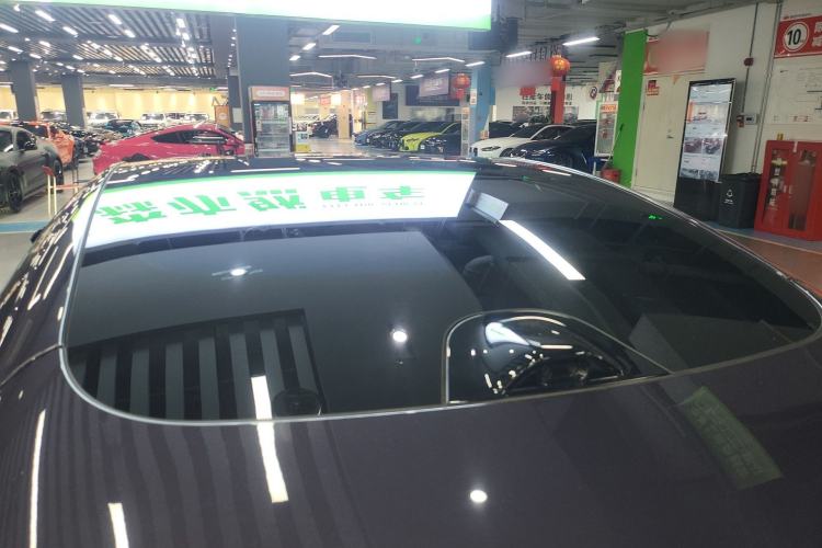 Used Avatr 06 2025 Ultra Pure Electric Edition Roof