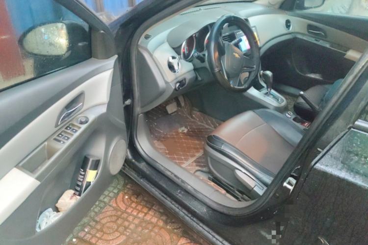 Used Chevrolet Cruze 2011 1.6L SL Grand Touring Edition Automatic
