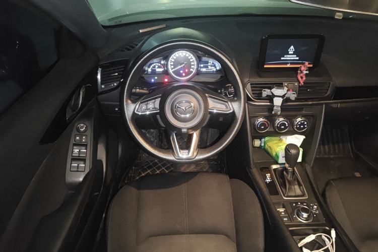 Used Mazda CX-4 2020 2.0L Automatic Two-Wheel Drive Blue Sky Dynamic Edition Steering Wheel