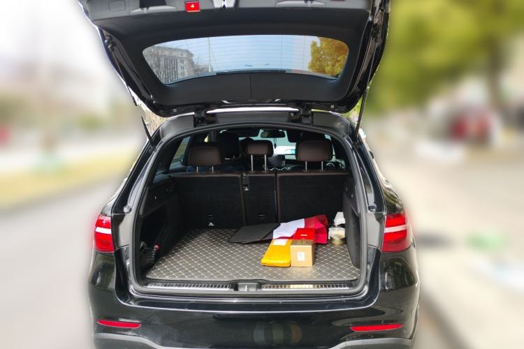 Used Mercedes-Benz GLC 2018 Facelifted GLC 260 4MATIC Dynamic Edition
