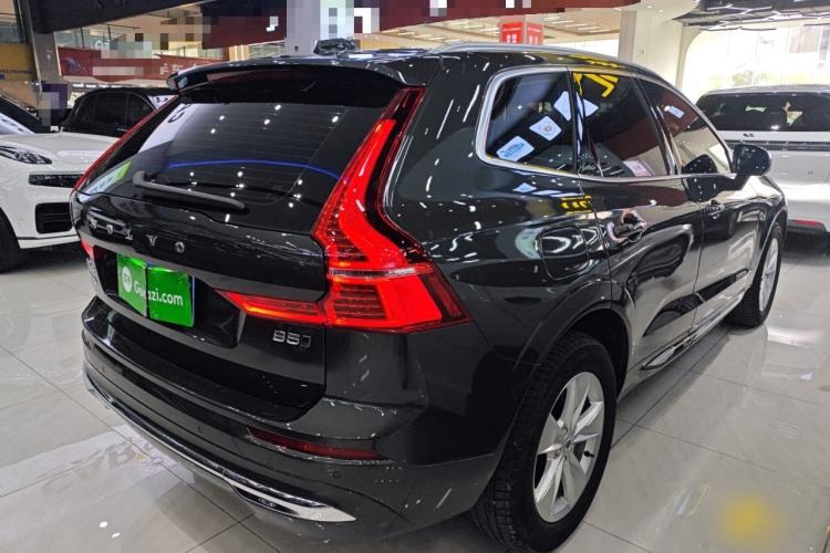 Used Volvo XC60 2022 B5 4x4 Zhiyi Luxury Edition
