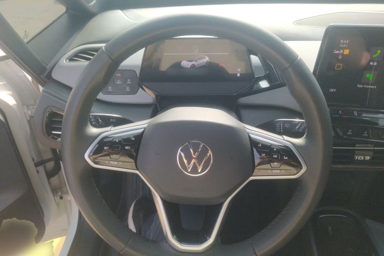 Used Volkswagen ID.3 2024 Outstanding Edition Steering Wheel