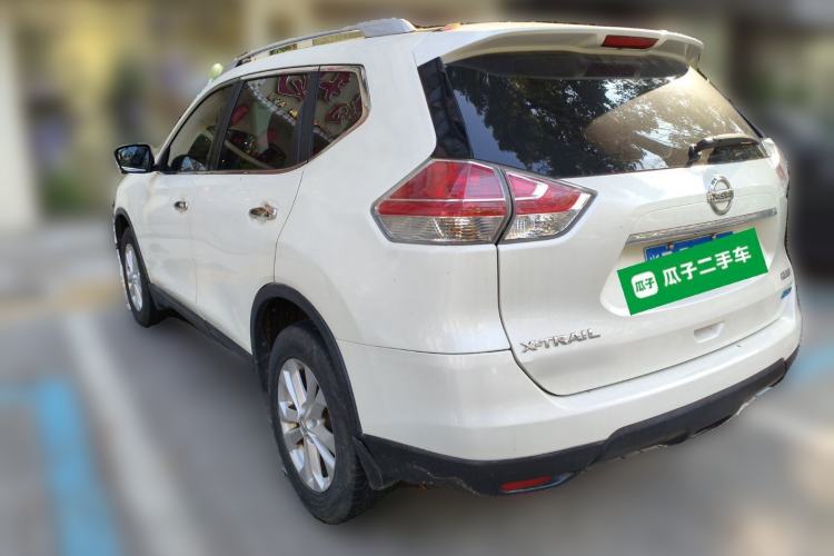 Used Nissan X-Trail 2014 2.5L CVT Leading Edition 4WD Rear Left 45 Deg