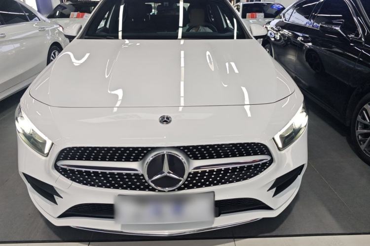 Used Mercedes-Benz A-Class 2022 Revised Version A 200 L Sport Sedan Fashionable Style Exterior 2