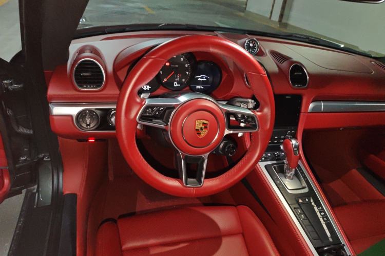 Used Porsche 718  Steering Wheel