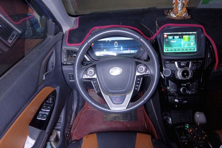 Used BYD Qin New Energy 2016 Qin EV300 Prestige Model Steering Wheel