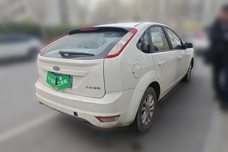 Used Ford Focus 2013 Hatchback Classic 1.8L Manual Fashion Edition
