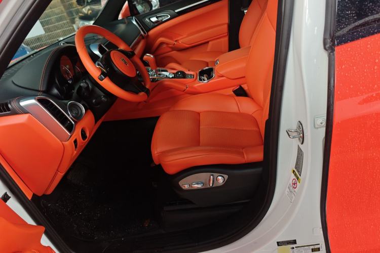 Used Porsche Cayenne 2011 3.6L automatic transmission U.S. specification Left Front Seat