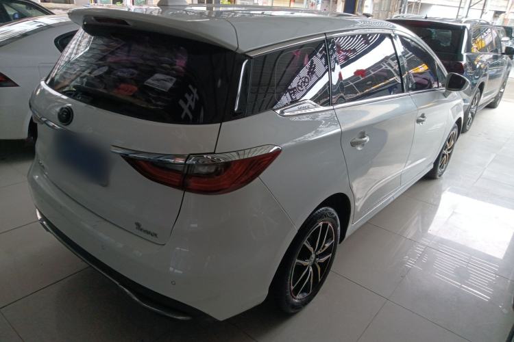 Used BYD Song MAX 2017 1.5T Manual Smart Connect Luxury 7-Seater