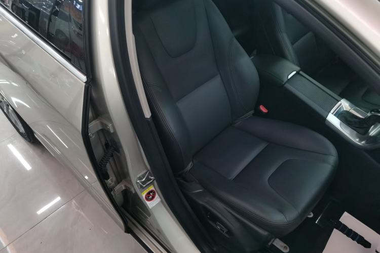 Used Volvo S60 2017 S60L T3 Smart Upgrade Edition Right Front Seat