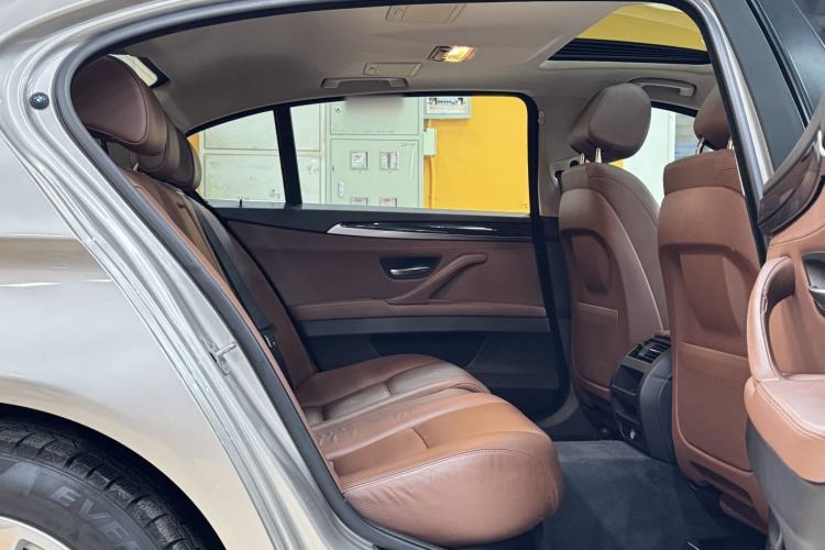 Used BMW 5 Series 2017 520Li Elegant Edition
